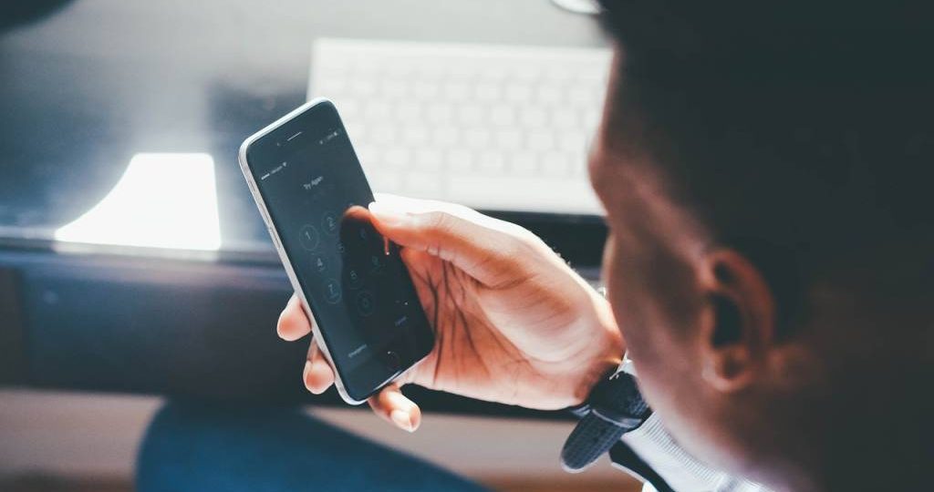Numéro inversé : Une solution aux mystères des appels en absence